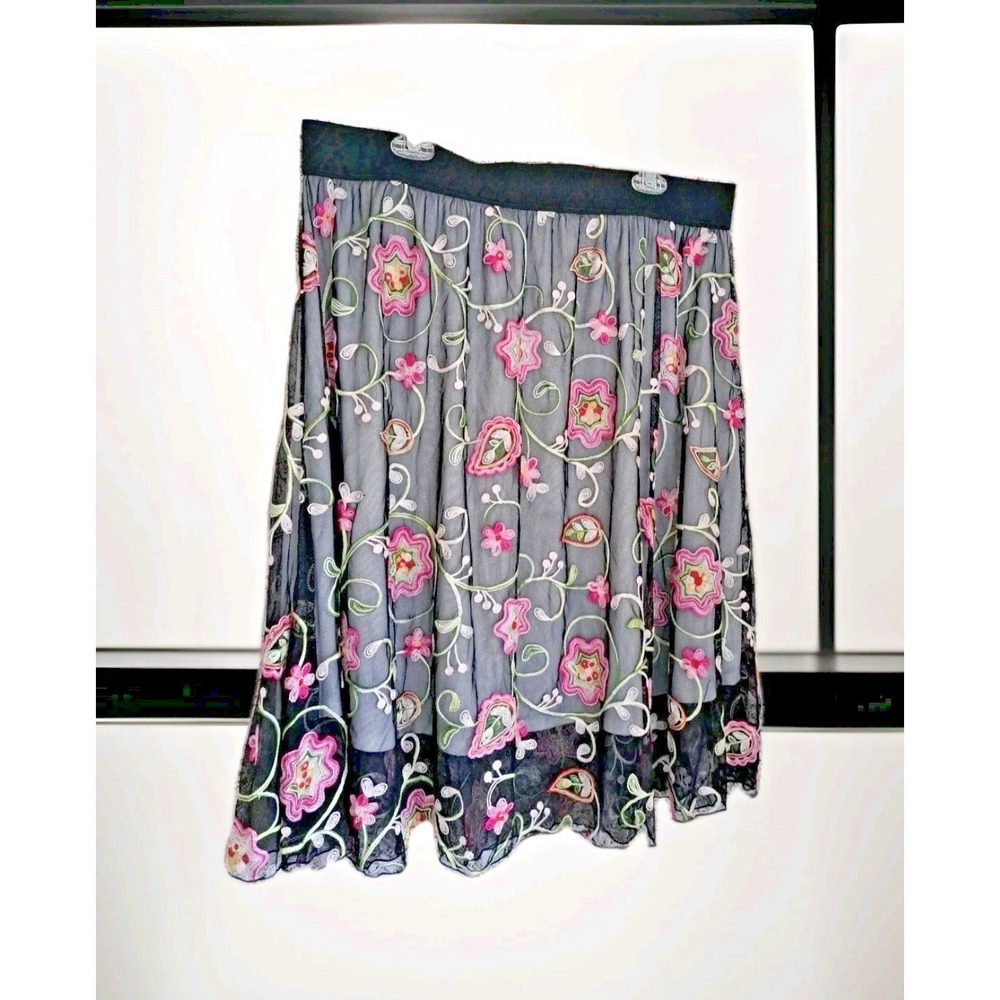 Lularoe Skirt 2XL Embroidered Floral Black Mesh Overlay Elastic Waist Artsy Boho